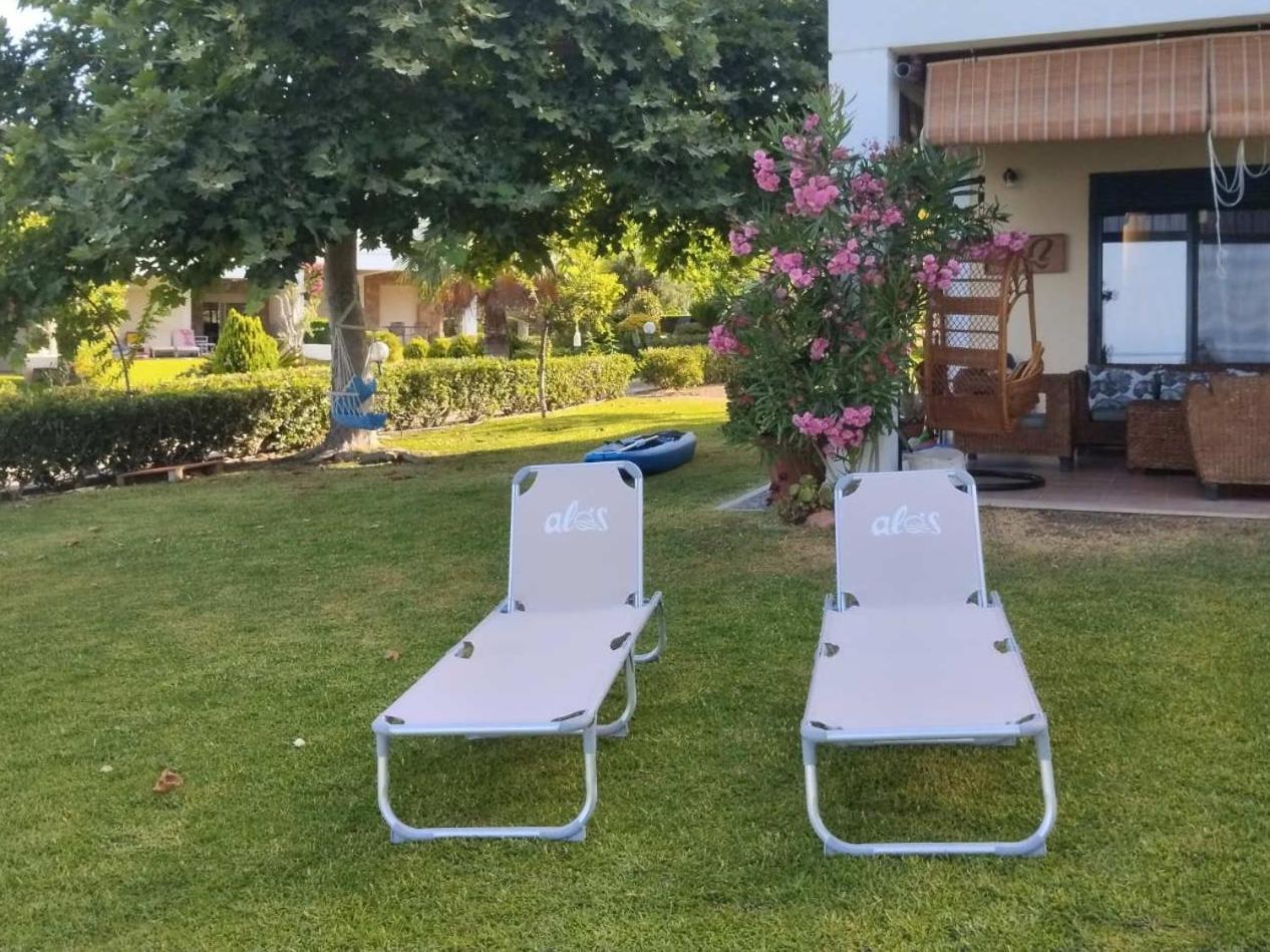 Villa 3Ω 尼尔斯吉尼 外观 照片